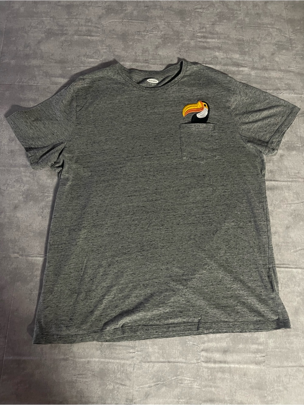 Old Navy Gray Short-Sleeve Pocket Tee with Toucan Patch